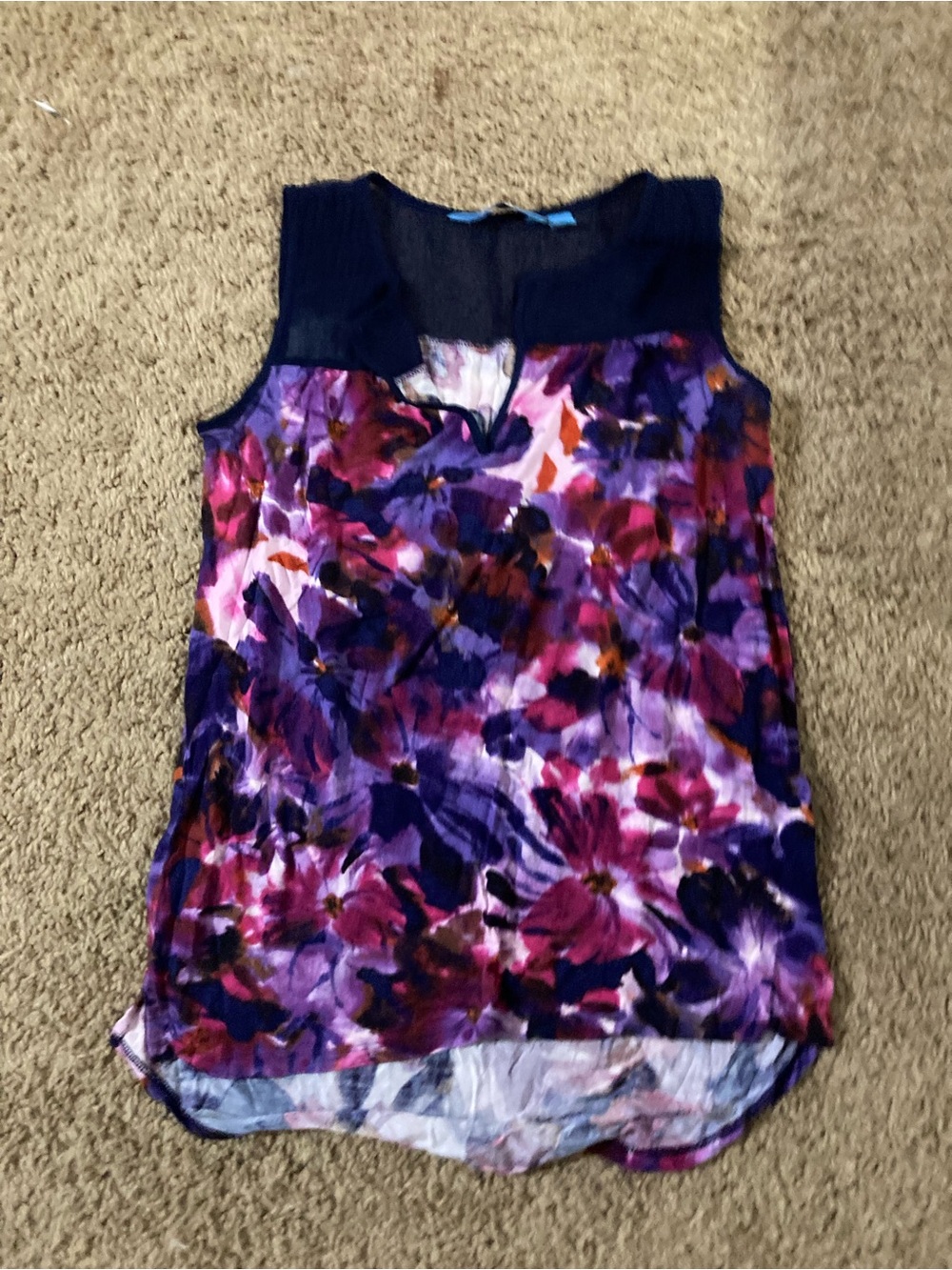 Simply Vera Vera Wang Purple Floral Sleeveless Shell with Navy Yoke